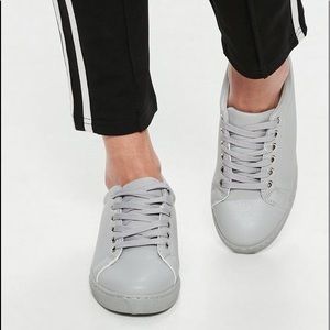 Grey casual fashion Sneakers